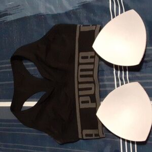 PUMA racerback sport bra with removeable pads